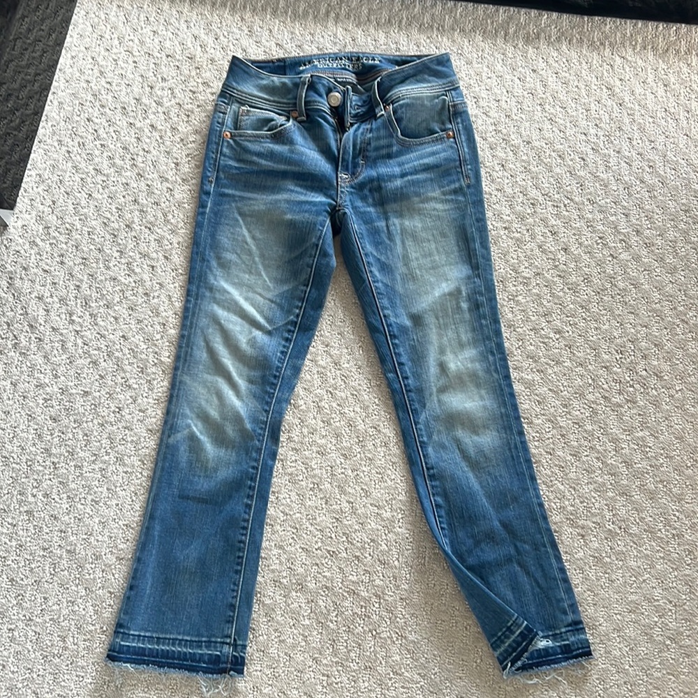 American Eagle outfitters cropped jeans 00